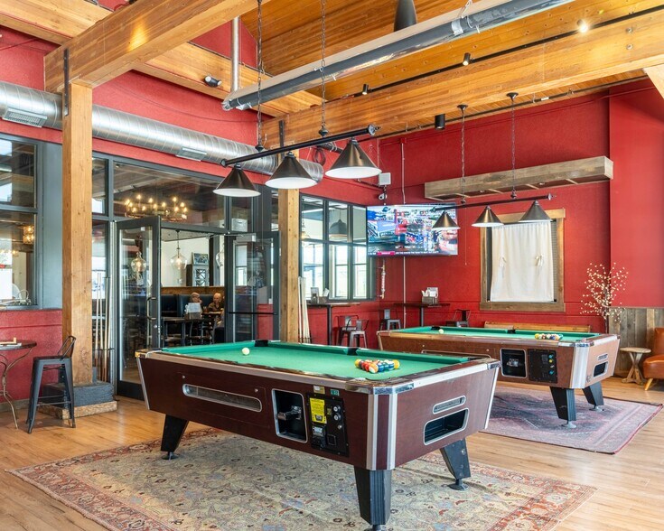 More Photos Of 75770 Gallatin Road, Bozeman General Retail For Sale