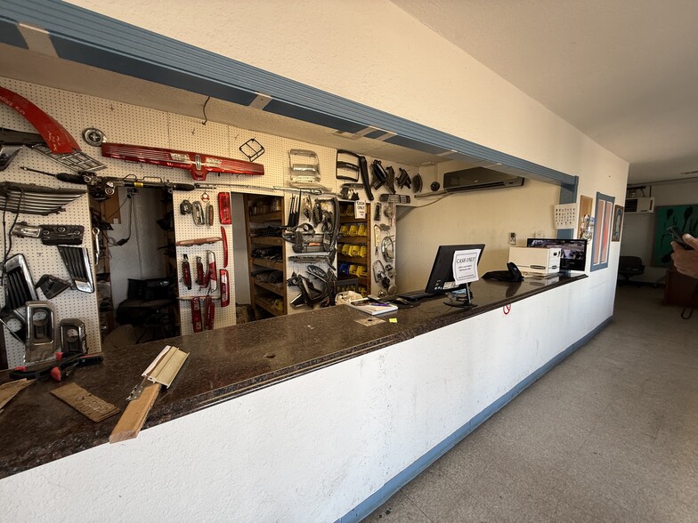More Photos Of 7550 Alameda Ave, El Paso Office For Sale