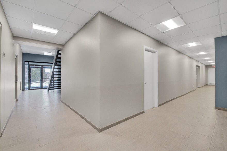 More Photos Of 999 N Main St, Glen Ellyn Office For Lease