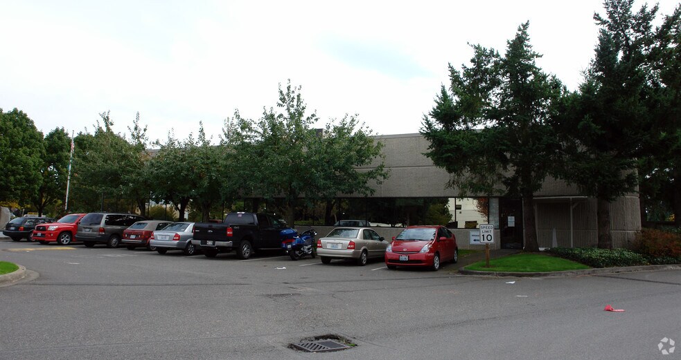 More Photos Of 7735 178th Pl NE, Redmond Light Manufacturing For Lease