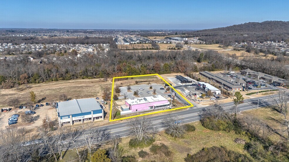 More Photos Of 4280 W Martin Luther King Blvd, Fayetteville Restaurant For Sale