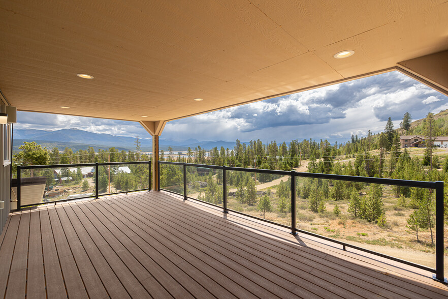 More Photos Of 450 County 424 rd, Grand Lake Flex For Sale