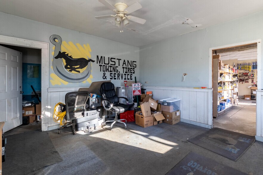More Photos Of 438 Highway 55, Horseshoe Bend Auto Repair For Sale