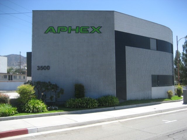 More Photos Of 3500 N San Fernando Blvd, Burbank Flex For Sale