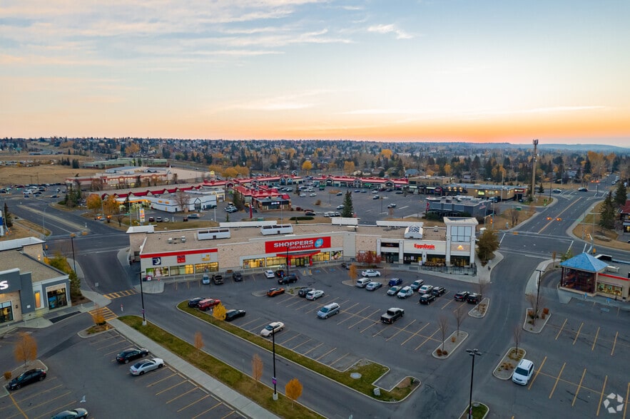 More Photos Of 10-28 Crowfoot Ter NW, Calgary General Retail For Lease