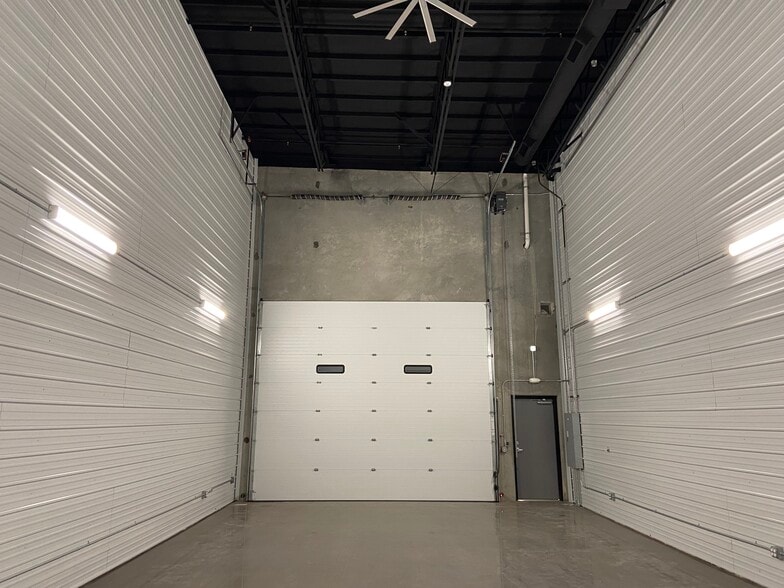 More Photos Of 1055 Soscol Ferry Rd, Napa Warehouse For Sale