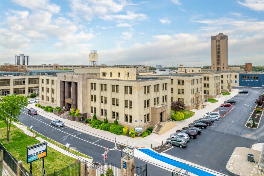 Primary Photo Of 2800 S 20th St, Philadelphia Research And Development For Lease