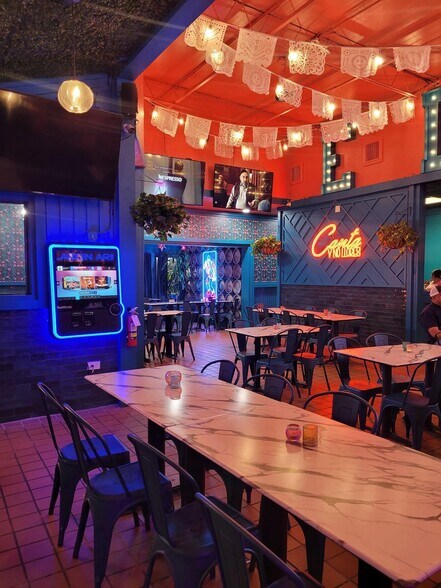 More Photos Of 109 S US Highway 77 Byp, Kingsville Restaurant For Sale