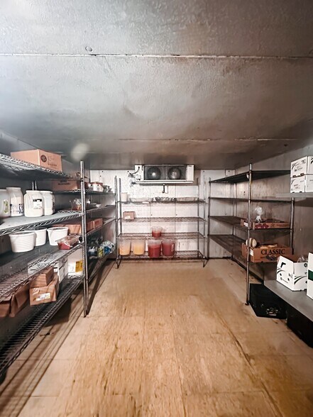 More Photos Of 16 Legion St, Republic Freestanding For Sale