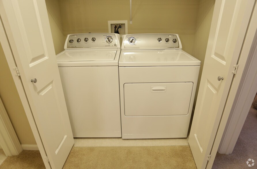 More Photos Of 10225 City Walk Dr, Woodbury Apartments For Sale
