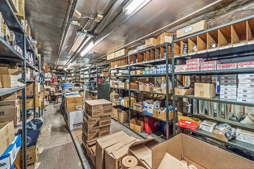 More Photos Of , Astoria General Retail For Sale