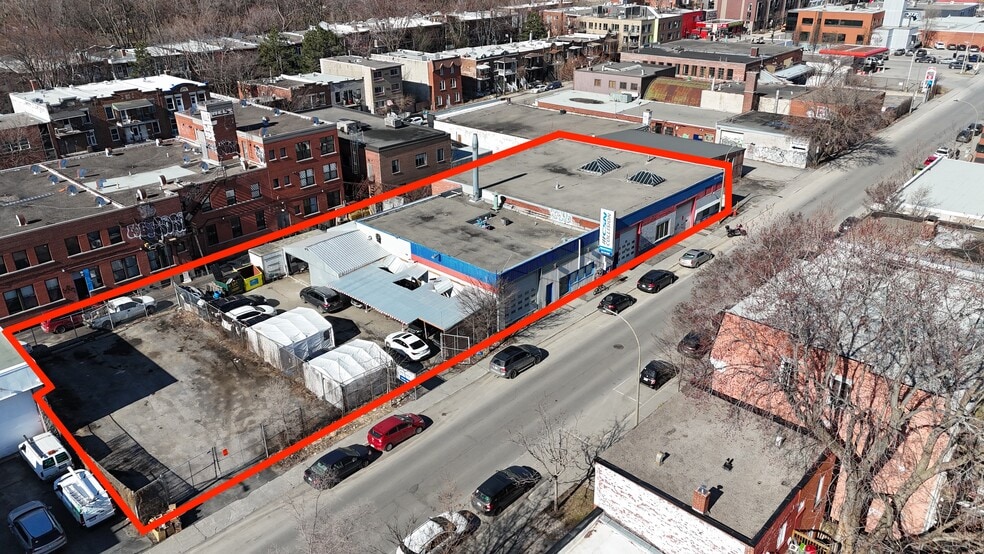 Primary Photo Of 4278 St Frontenac, Frontenac Auto Repair For Sale