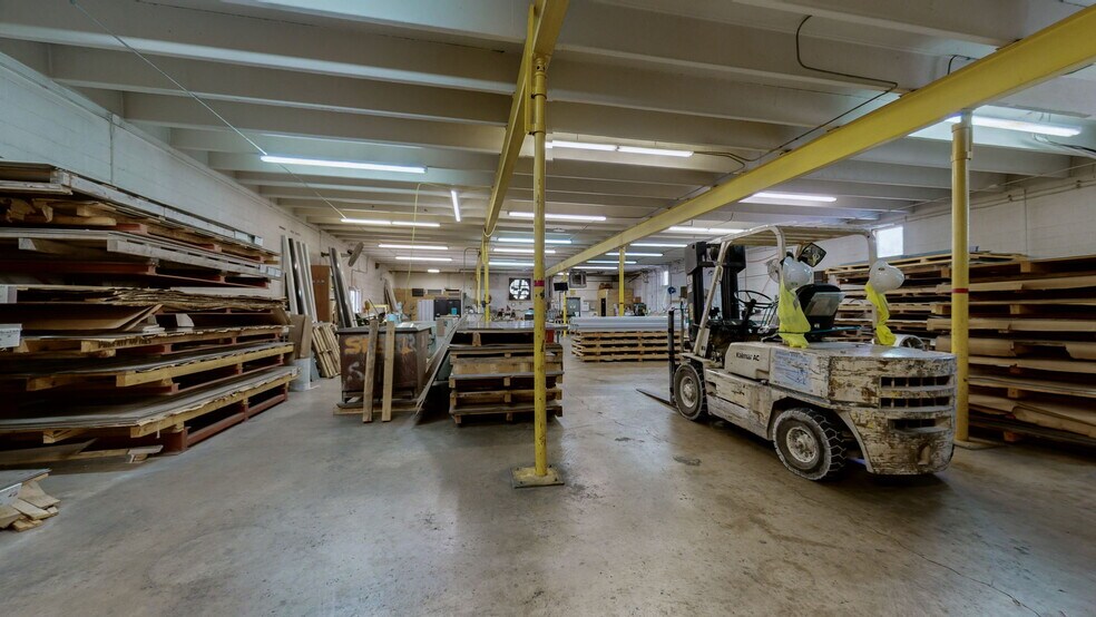 More Photos Of 405 Industrial Dr, Mount Juliet Warehouse For Sale