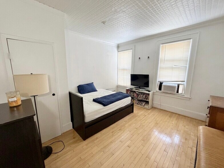 More Photos Of 119 Watchung Ave, Montclair Storefront Retail Residential For Sale