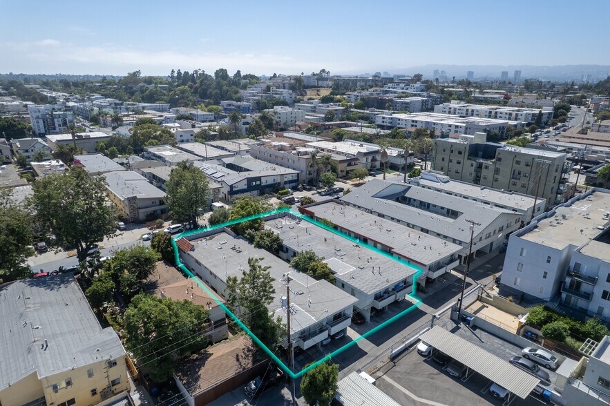 More Photos Of 3344 Mentone Ave, Los Angeles Apartments For Sale