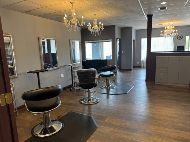More Photos Of 55 Sound Ave, Mattituck General Retail For Lease