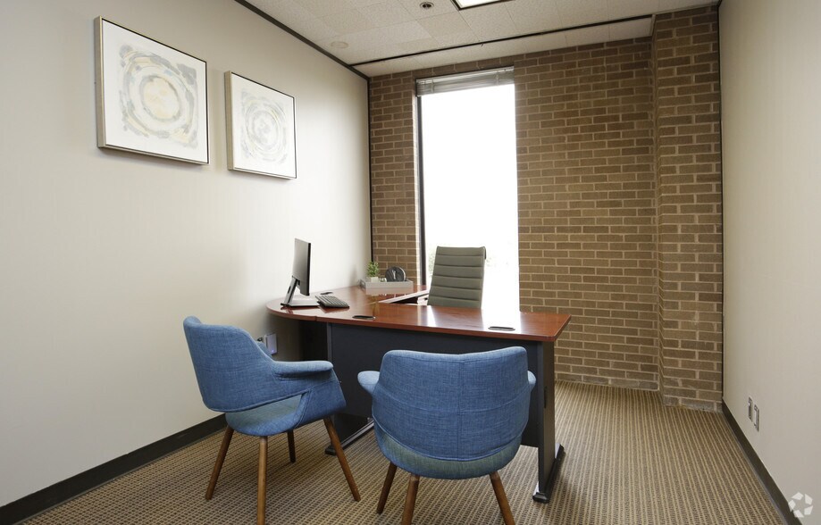 More Photos Of 5100 Westheimer Rd, Houston Office For Lease