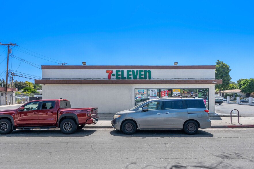 More Photos Of 1960 Santa Fe Ave, Long Beach Convenience Store For Sale