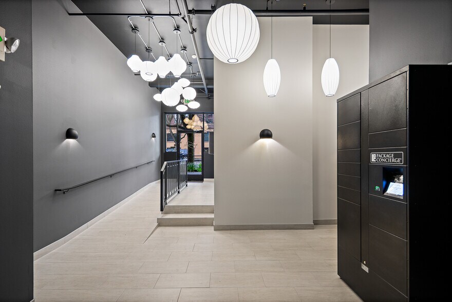 More Photos Of 711 N 35th St, Seattle Apartments For Lease