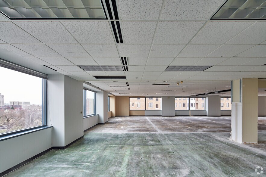 More Photos Of 3663 Woodward Ave, Detroit Office For Lease