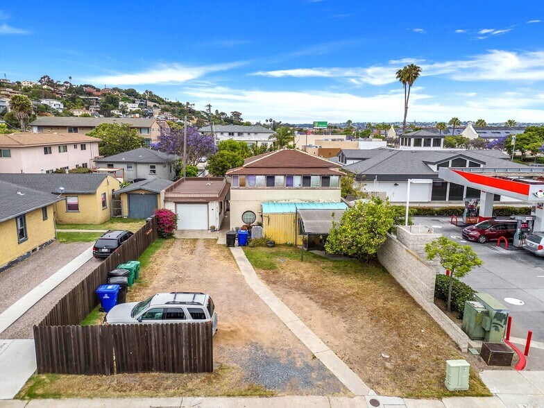 More Photos Of 3018-20 Nimitz Blvd, San Diego Specialty For Sale