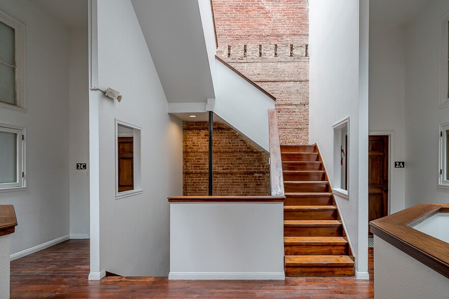 More Photos Of 2309 Strand St, Galveston Storefront Retail Residential For Sale