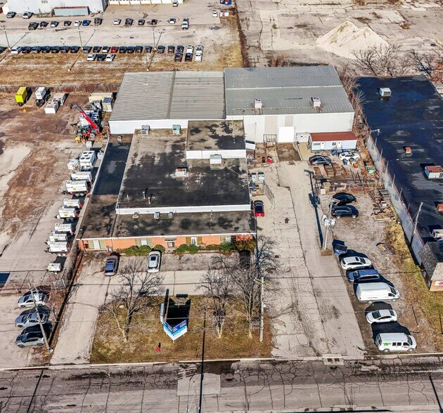 More Photos Of 51 Covington St, Hamilton Warehouse For Sale