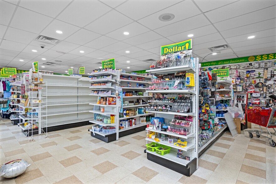 More Photos Of 11502-11538 E 7 Mile Rd, Detroit Freestanding For Sale