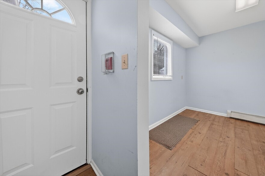 More Photos Of 75 Ramapo Rd, Garnerville Office For Lease