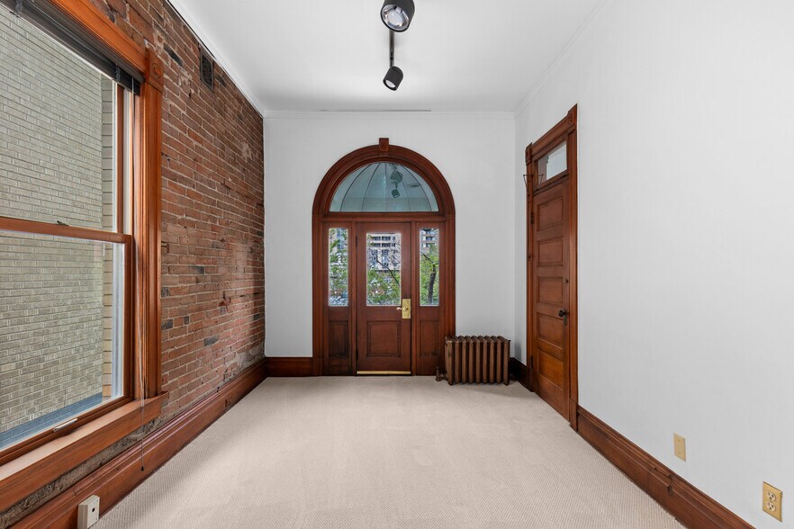 More Photos Of 1650 Pennsylvania St, Denver Office Residential For Sale