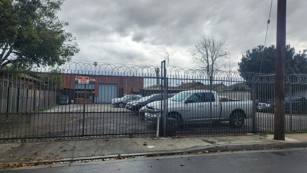 Primary Photo Of 1416-1423 E 58th Dr, Los Angeles Manufacturing For Sale