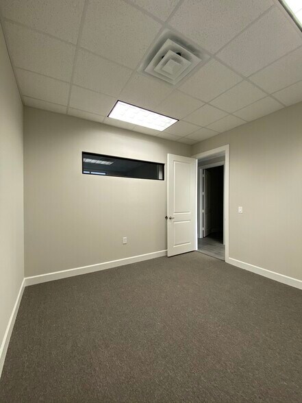More Photos Of 23410 Grand Reserve Dr, Katy Office For Sale