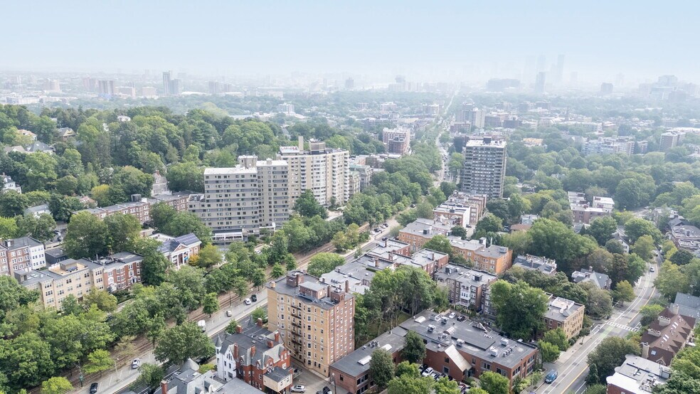 More Photos Of 1577 Beacon St, Brookline Medical For Lease