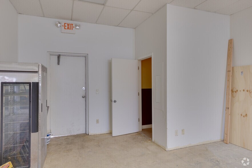 More Photos Of 4747 E Elliot Rd, Phoenix Unknown For Lease