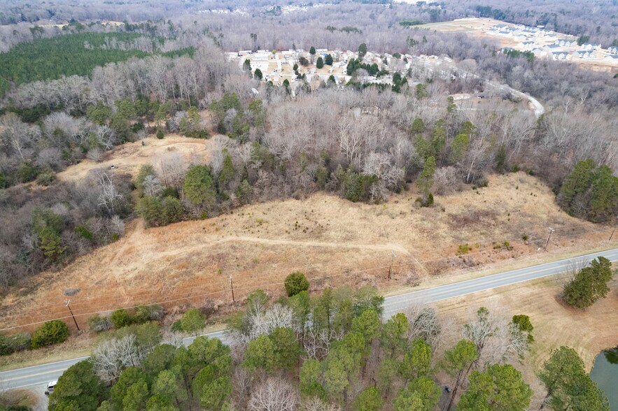 More Photos Of 968 Monroe Holt Road, Graham Land For Sale