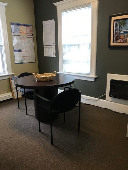 More Photos Of 1480 Bedford St, Stamford Office For Lease