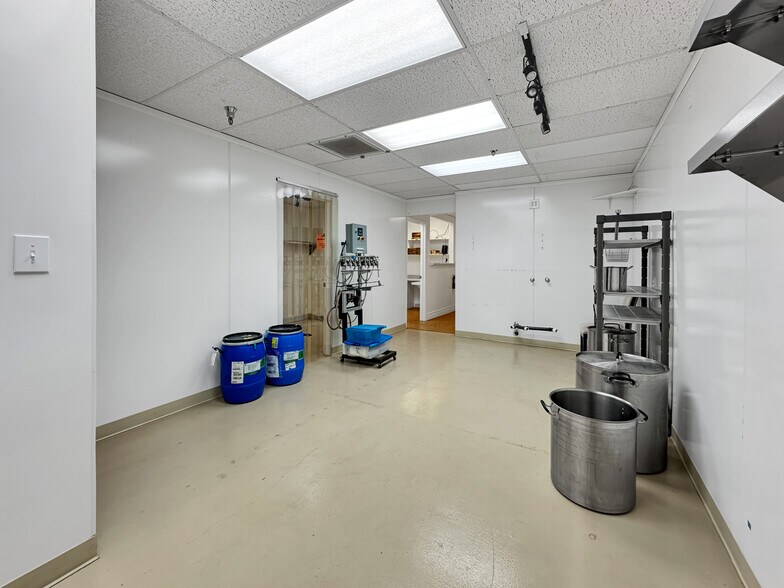 More Photos Of 2155 W State Route 89A, Sedona Medical For Sale