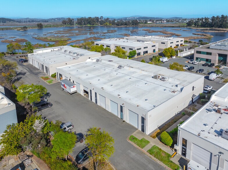More Photos Of 75 Digital Dr, Novato Flex For Lease