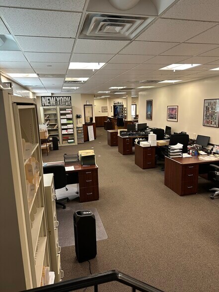 More Photos Of 2881 Middletown Rd, Bronx Medical For Sale