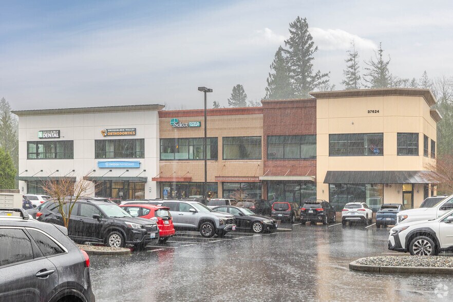 More Photos Of 37624 Snoqualmie Pky SE, Snoqualmie Office For Lease