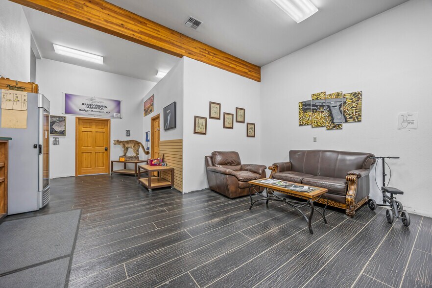 More Photos Of 7509 W Deschutes Rd, Kennewick Office For Sale