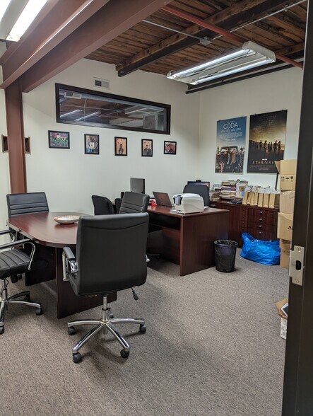 More Photos Of 1731-1749 N Elston Ave, Chicago General Retail For Lease