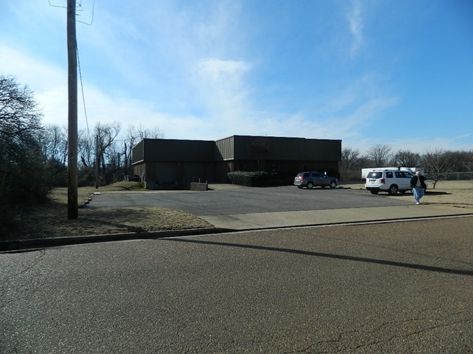 More Photos Of 5851 Advantage Cv, Memphis Warehouse For Lease