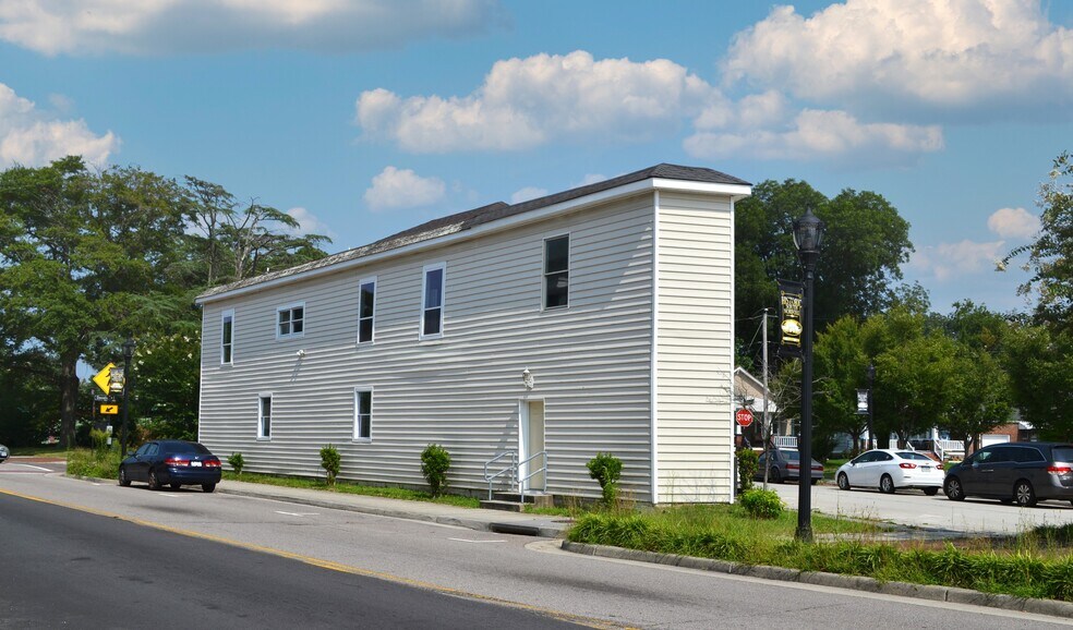 More Photos Of 1038 Decatur St, Chesapeake Storefront Retail Residential For Lease