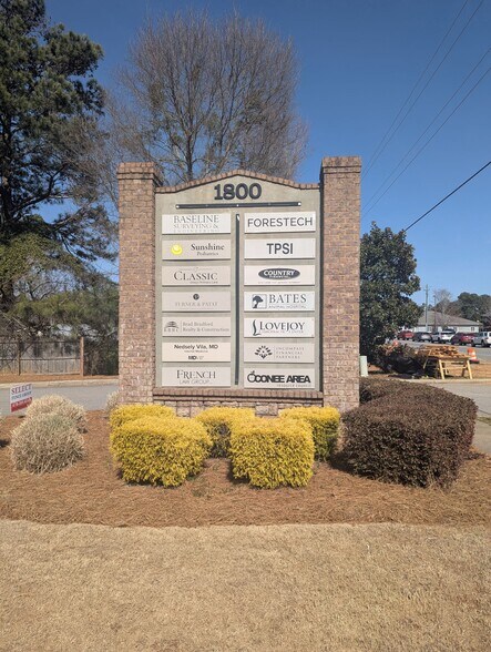 Primary Photo Of 1800 Hog Mountain Rd, Watkinsville Office Residential For Lease