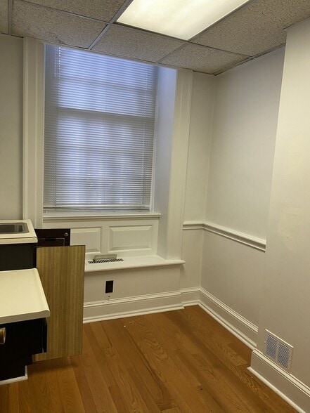 More Photos Of 5519 Germantown Ave, Philadelphia Medical For Sale