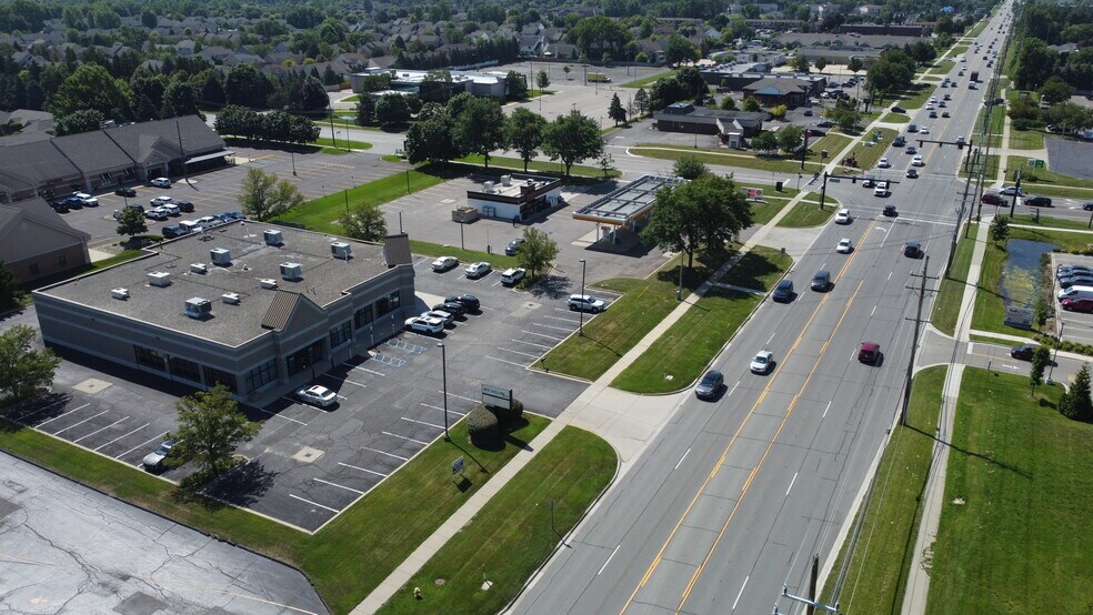More Photos Of 41140-41150 Garfield Rd, Clinton Township Freestanding For Lease