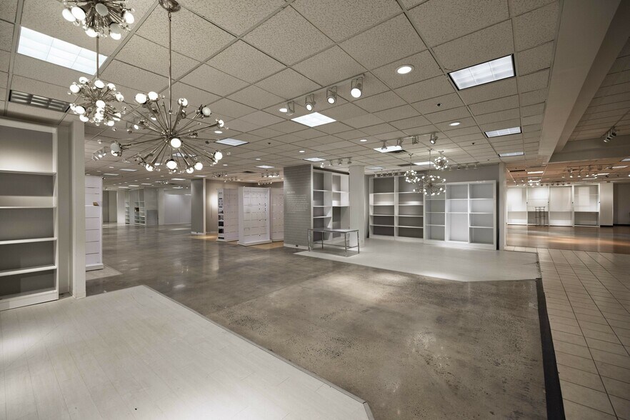 More Photos Of 7 S Tunnel Rd, Asheville Department Store For Sale