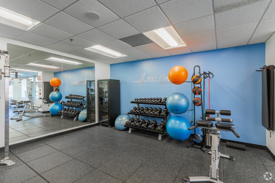 More Photos Of 5285 Shawnee Rd, Alexandria Office For Lease