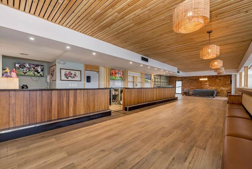 More Photos Of 2505 Wilmington Pike, Dayton Restaurant For Lease